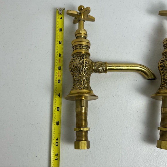 VTG Pair Embroidered Brass Decorative Ornate Separate Hot Cold Sink Faucets - Picture 15 of 16